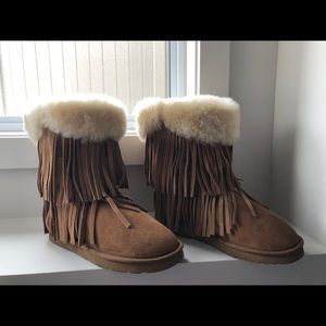 KOOLABURRA HALEY WINTER BOOTS CHESTNUT SHEARLING